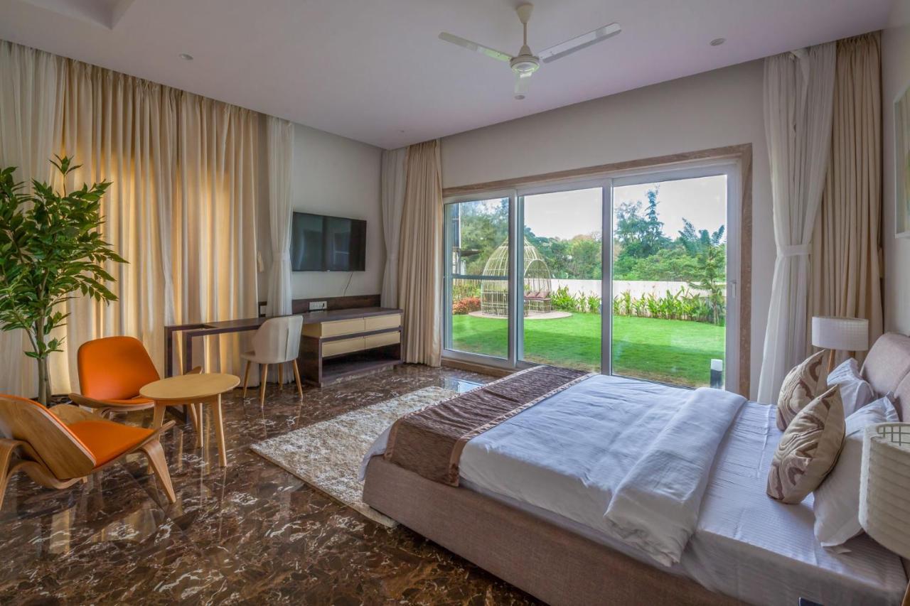 Villa Azul By Stayvista, Offering A Snooker Table, Terrace, Swimming Pool & A Spacious Lawn With A Charming Gazebo For A Perfect Getaway 로나발라 외부 사진